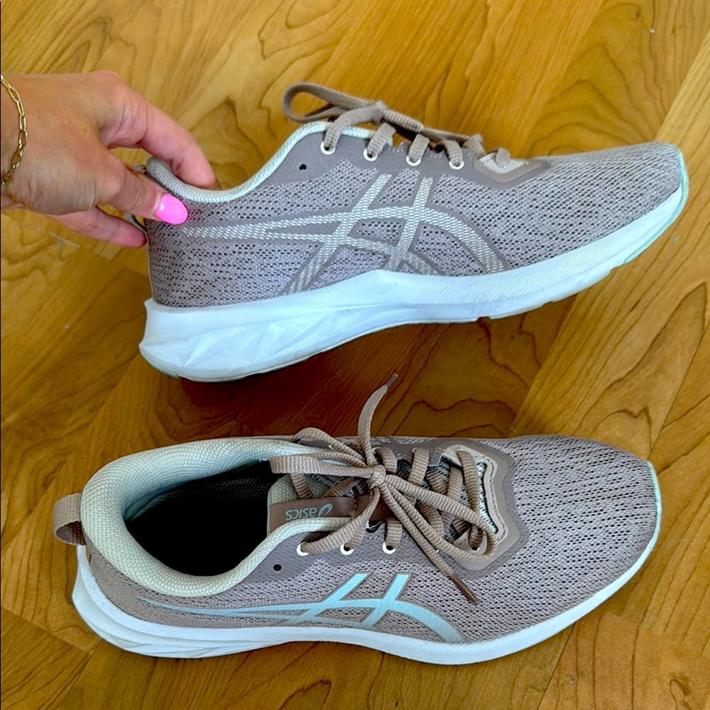 ASICS Women's Tan Running Shoes